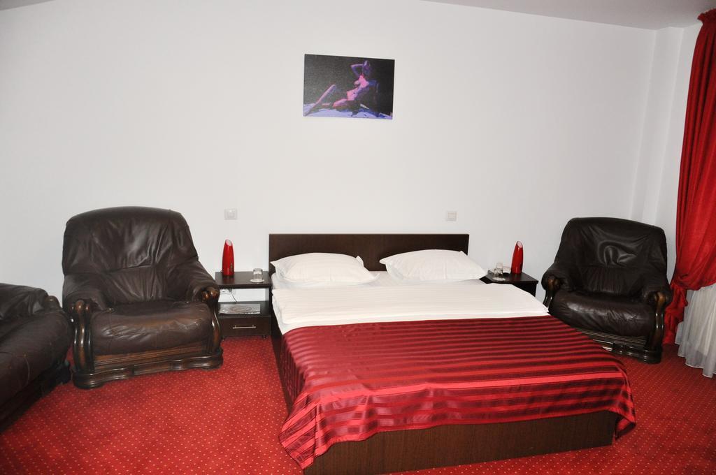 Hotel Thomas Bukarest Eksteriør billede